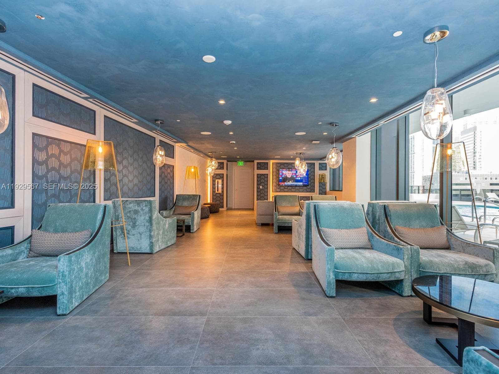 1000 Brickell Plz # 4005, Miami FL 33131 — 27