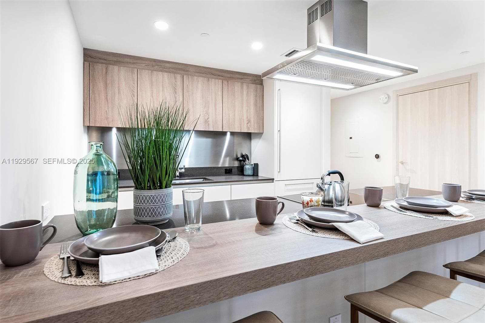 1000 Brickell Plz # 4005, Miami FL 33131 — 6