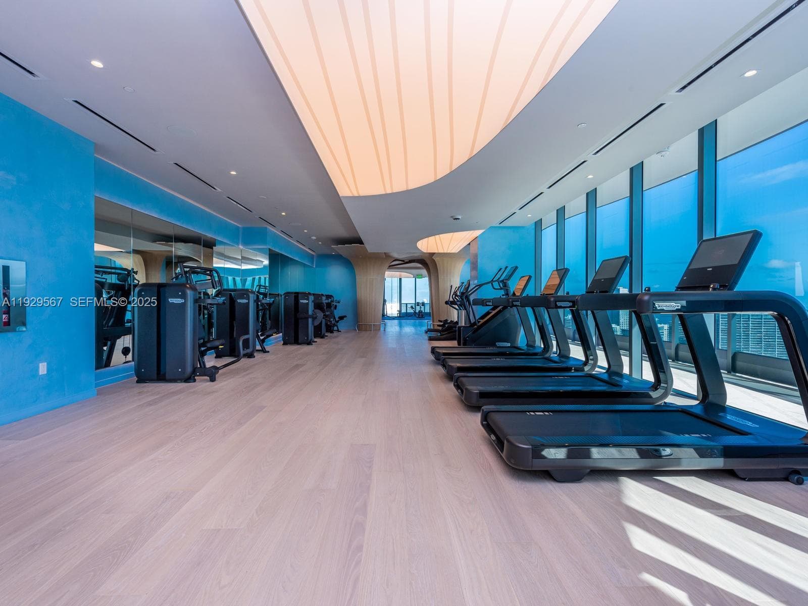 1000 Brickell Plz # 4005, Miami FL 33131 — 22