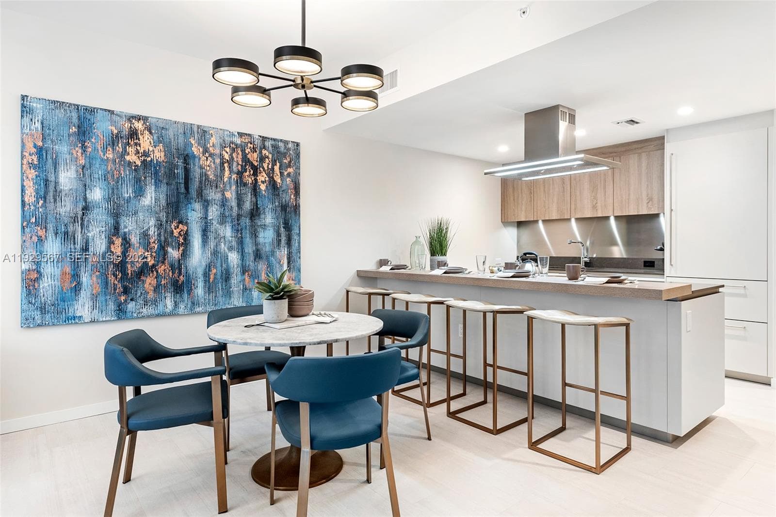 1000 Brickell Plz # 4005, Miami FL 33131 — 3