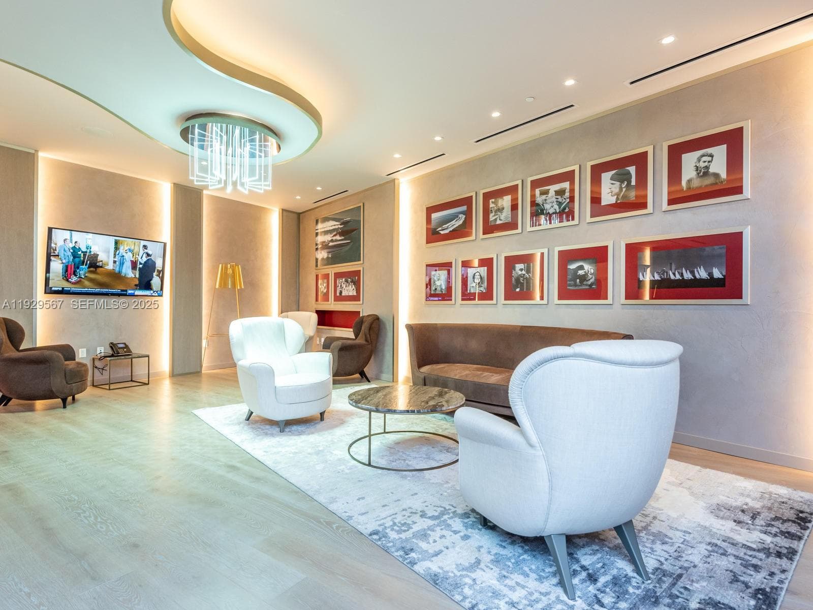 1000 Brickell Plz # 4005, Miami FL 33131 — 32