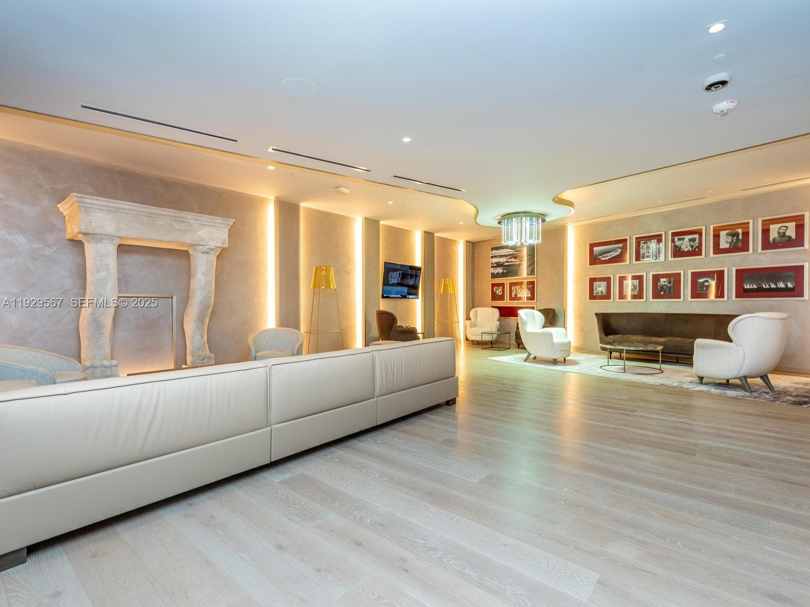 1000 Brickell Plz # 4005, Miami FL 33131 — 31