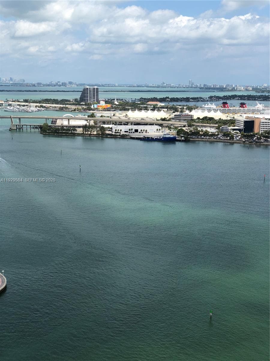 900 Brickell Key Blvd # 1602, Miami FL 33131 — 6