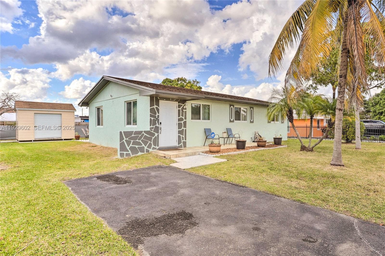 19662 SW 120th Ave, Miami FL 33177 — 27