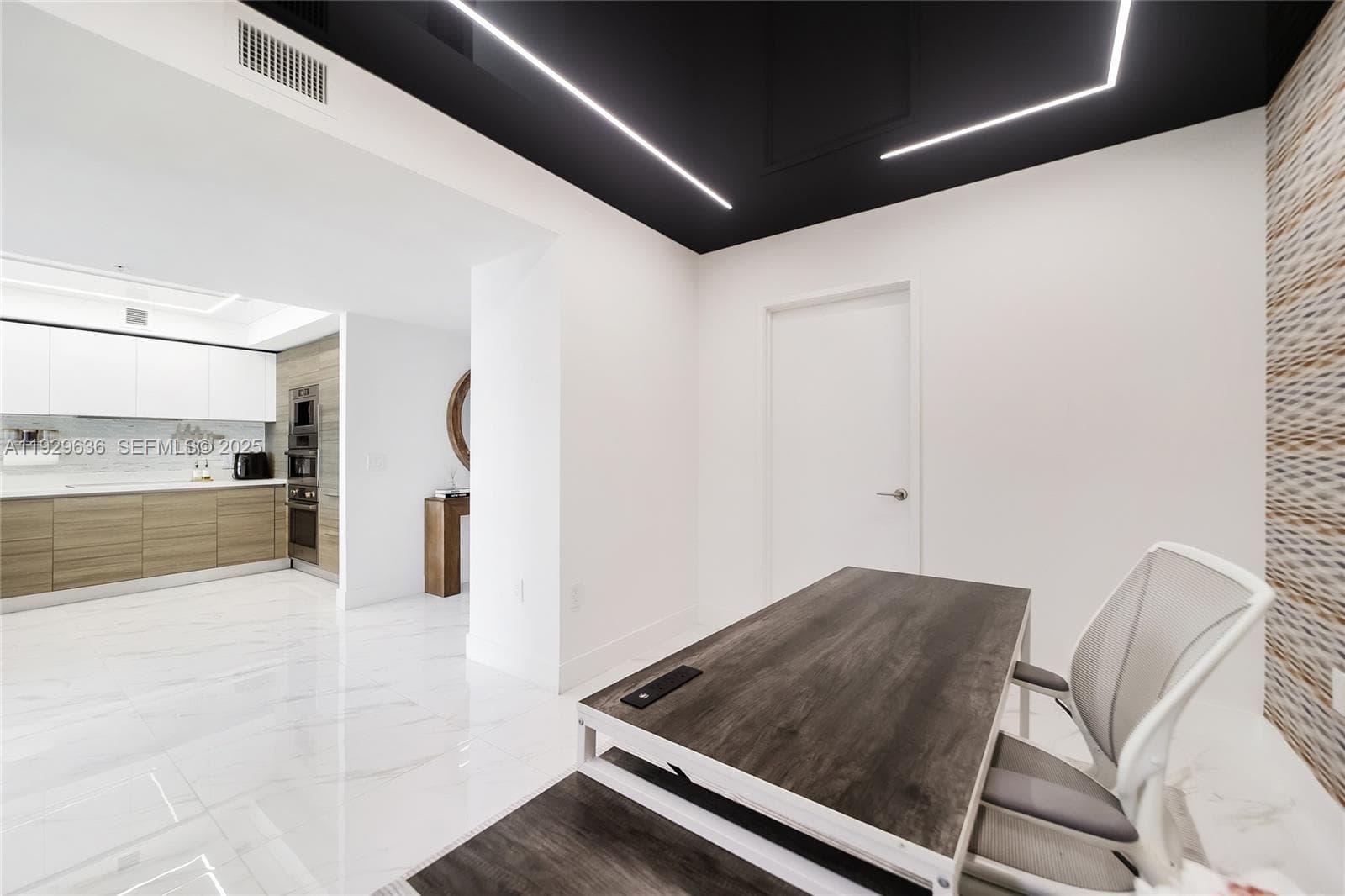 300 Sunny Isles Blvd # 2203, Sunny Isles Beach FL 33160 — 22