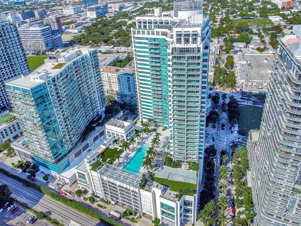 3301 NE 1st Ave # H2509, Miami FL 33137 — 17