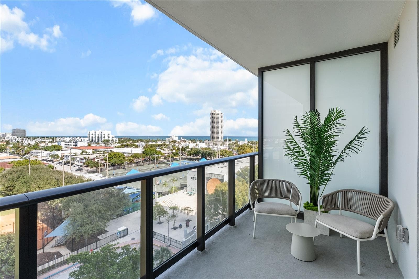 580 72nd St # 711, Miami Beach FL 33141 — 3