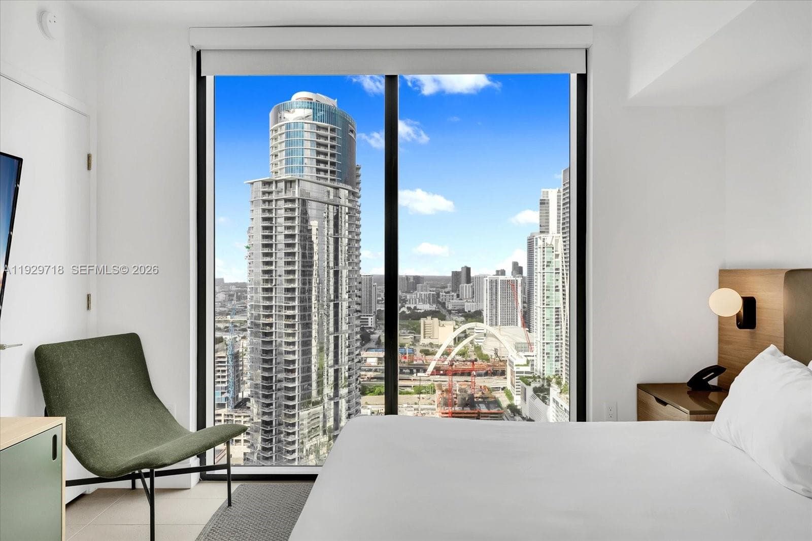 159 NE 6th St # 3811, Miami FL 33132 — 12