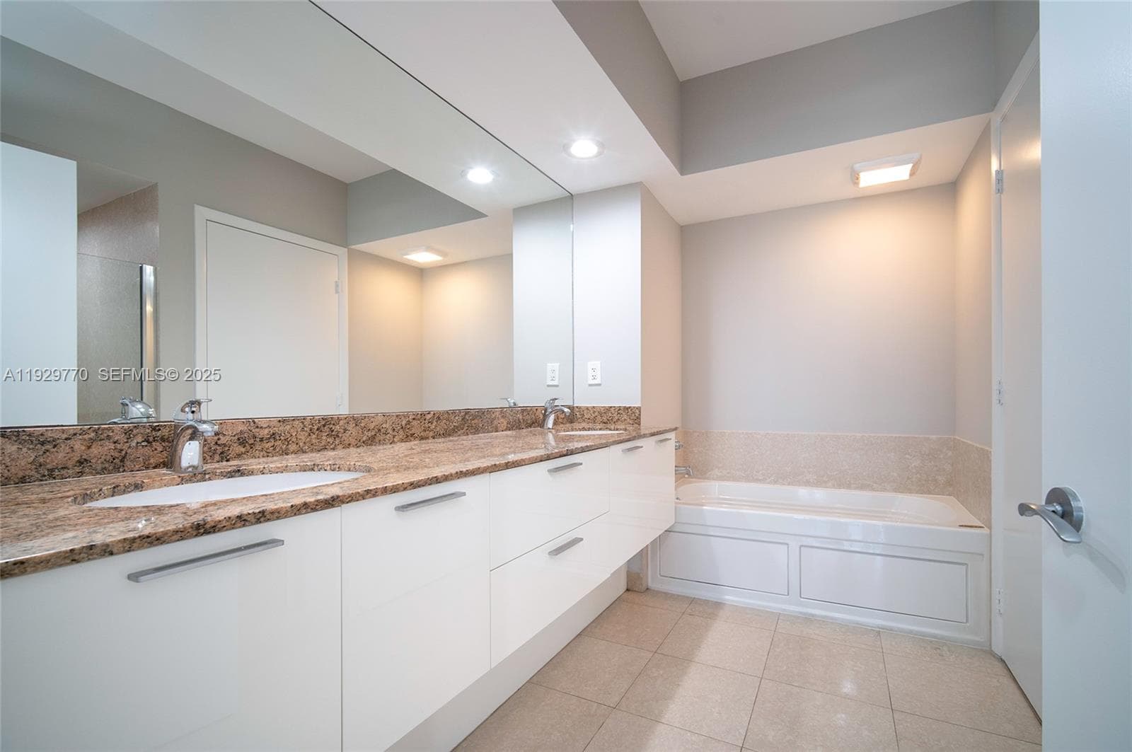 400 Alton Rd # 2309, Miami Beach FL 33139 — 6