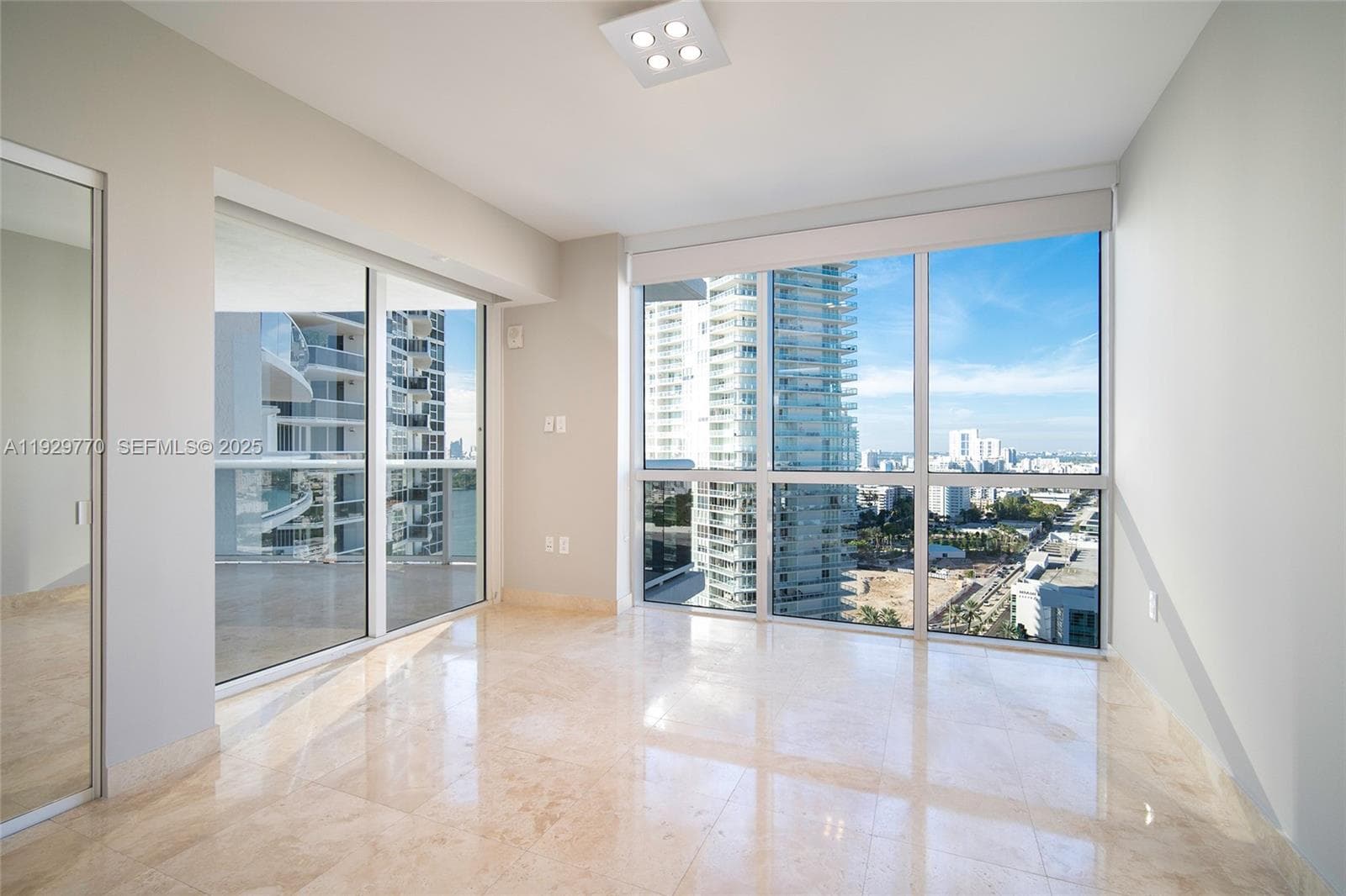 400 Alton Rd # 2309, Miami Beach FL 33139 — 16
