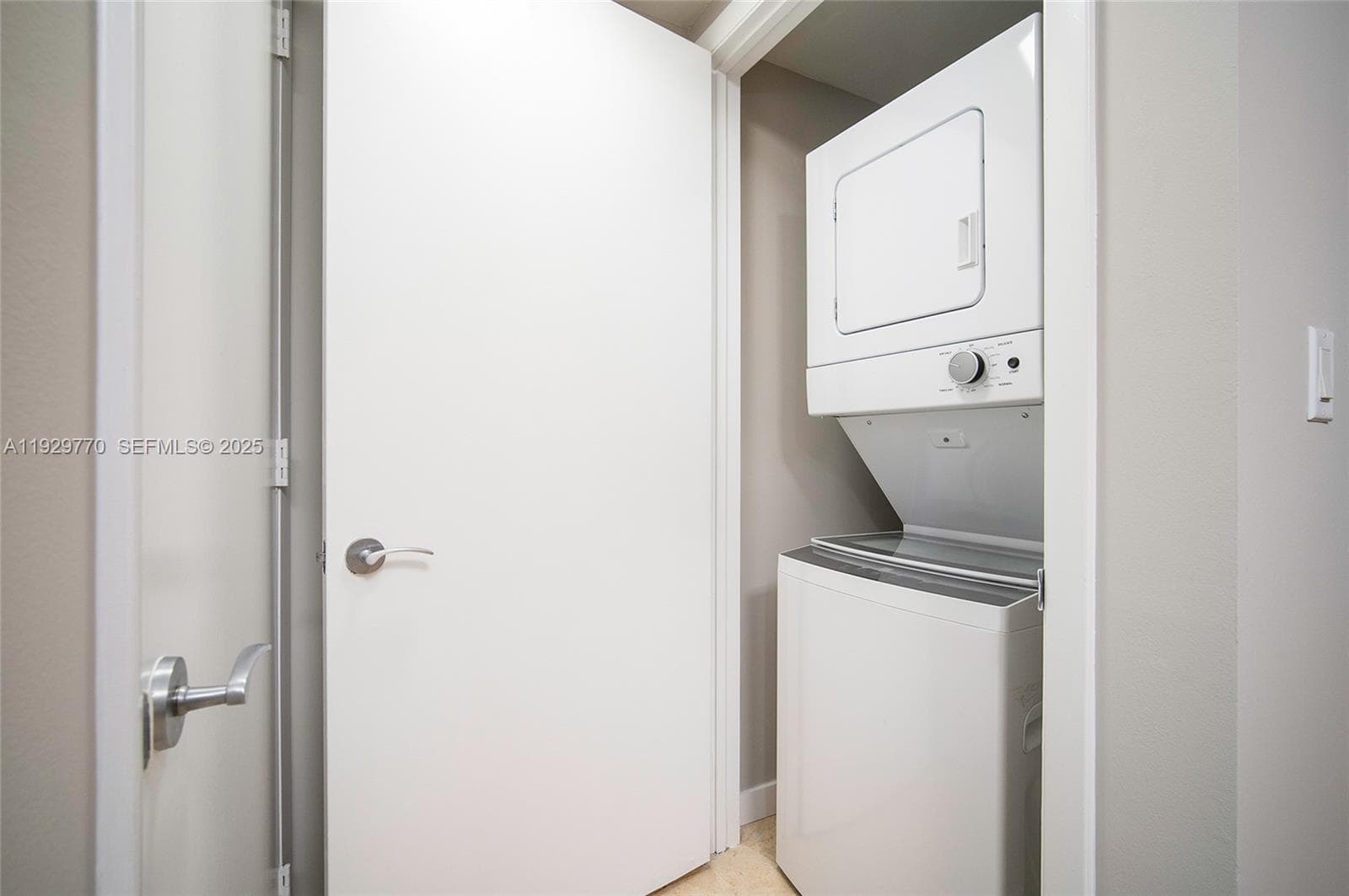 400 Alton Rd # 2309, Miami Beach FL 33139 — 22