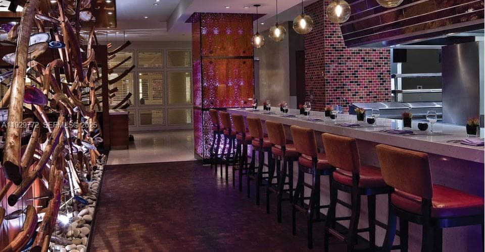 6801 Collins Ave # 309, Miami Beach FL 33141 — 27