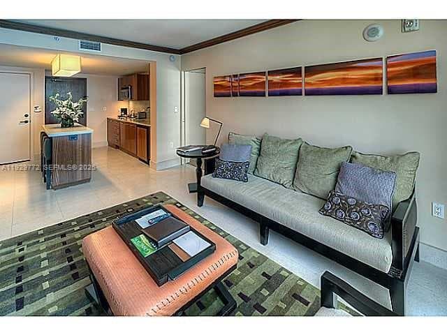 6801 Collins Ave # 309, Miami Beach FL 33141 — 24