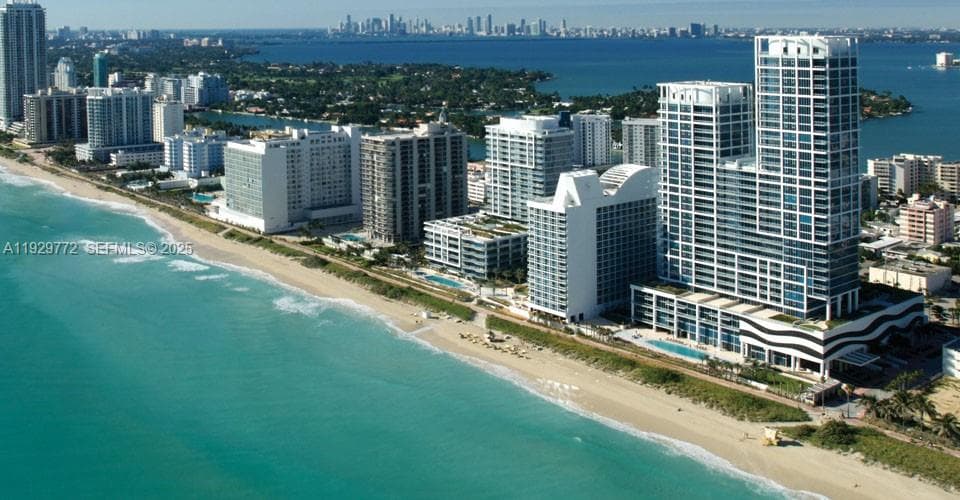 6801 Collins Ave # 309, Miami Beach FL 33141 — 34