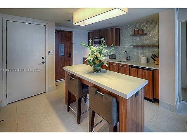 6801 Collins Ave # 309, Miami Beach FL 33141 — 21