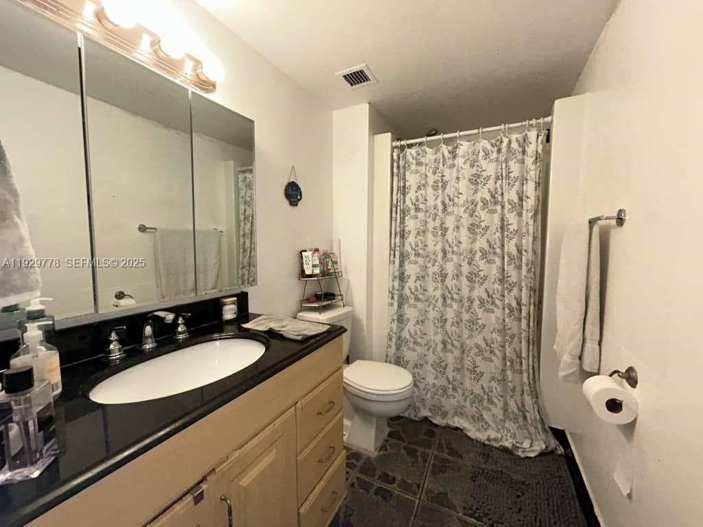 13499 Biscayne Blvd # 1206, North Miami FL 33181 — 11