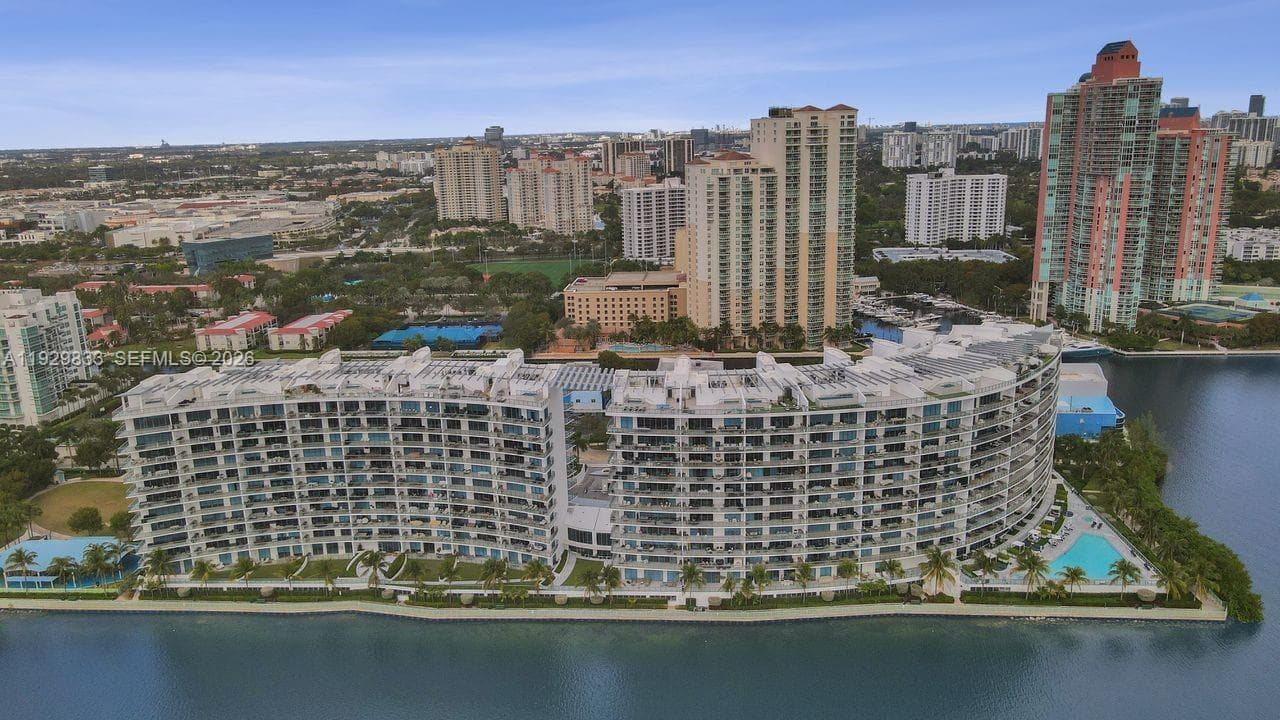 3300 NE 188th St # 210, Aventura FL 33180 — 12