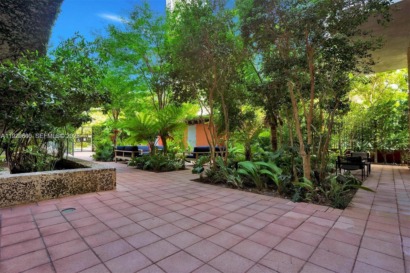 1749 NE Miami Ct # 515, Miami FL 33132 — 33