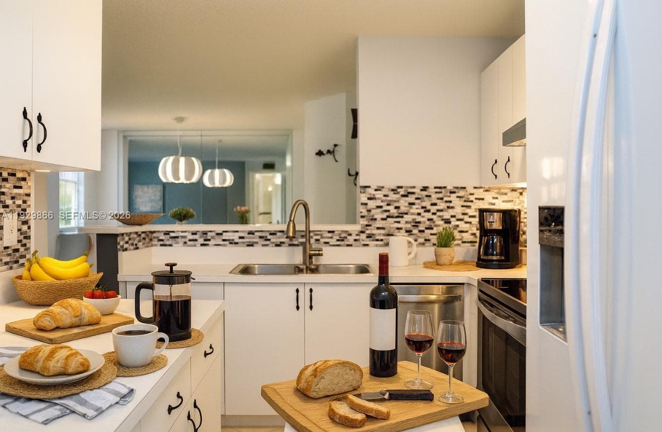 19601 E Country Club Dr # 7202, Aventura FL 33180 — 3