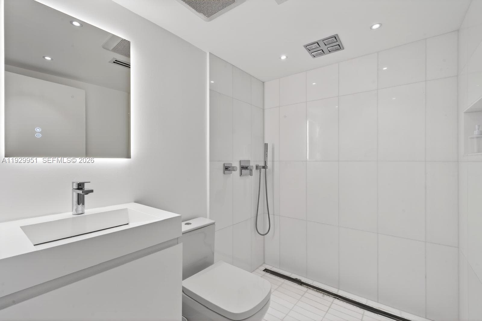 1800 Collins Ave # 5E, Miami Beach FL 33139 — 11