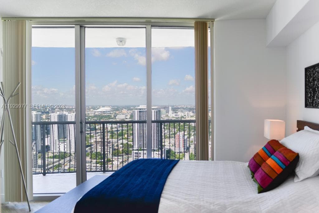 1750 N Bayshore Dr # 4814, Miami FL 33132 — 13