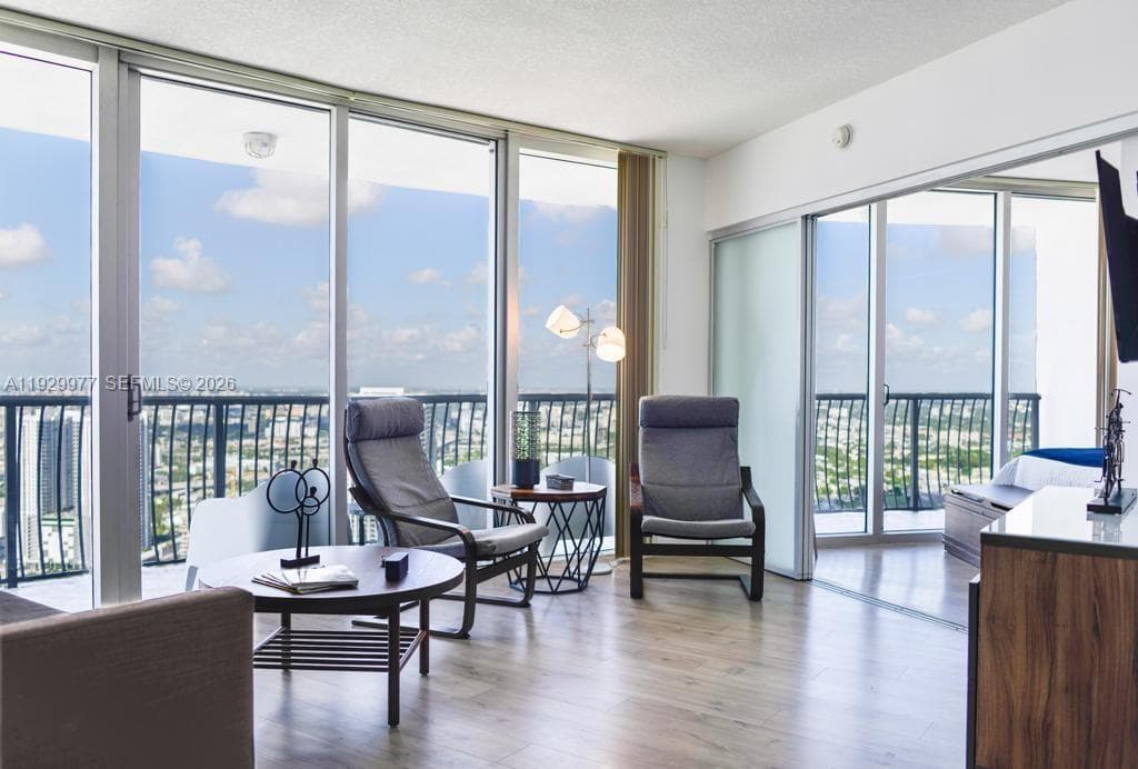 1750 N Bayshore Dr # 4814, Miami FL 33132 — 17