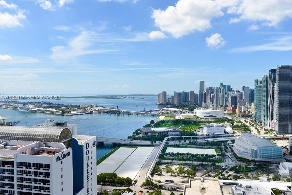 1750 N Bayshore Dr # 4814, Miami FL 33132 — 26