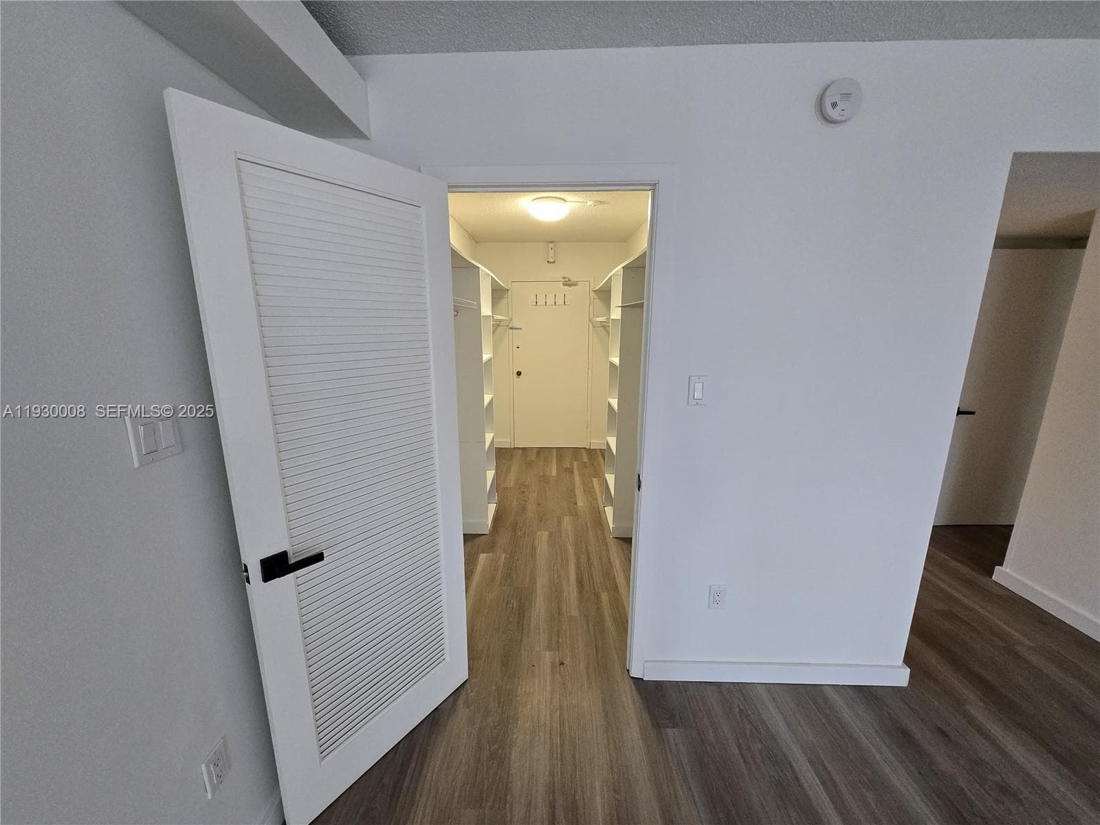 18061 Biscayne Blvd # 1201, Aventura FL 33160 — 17