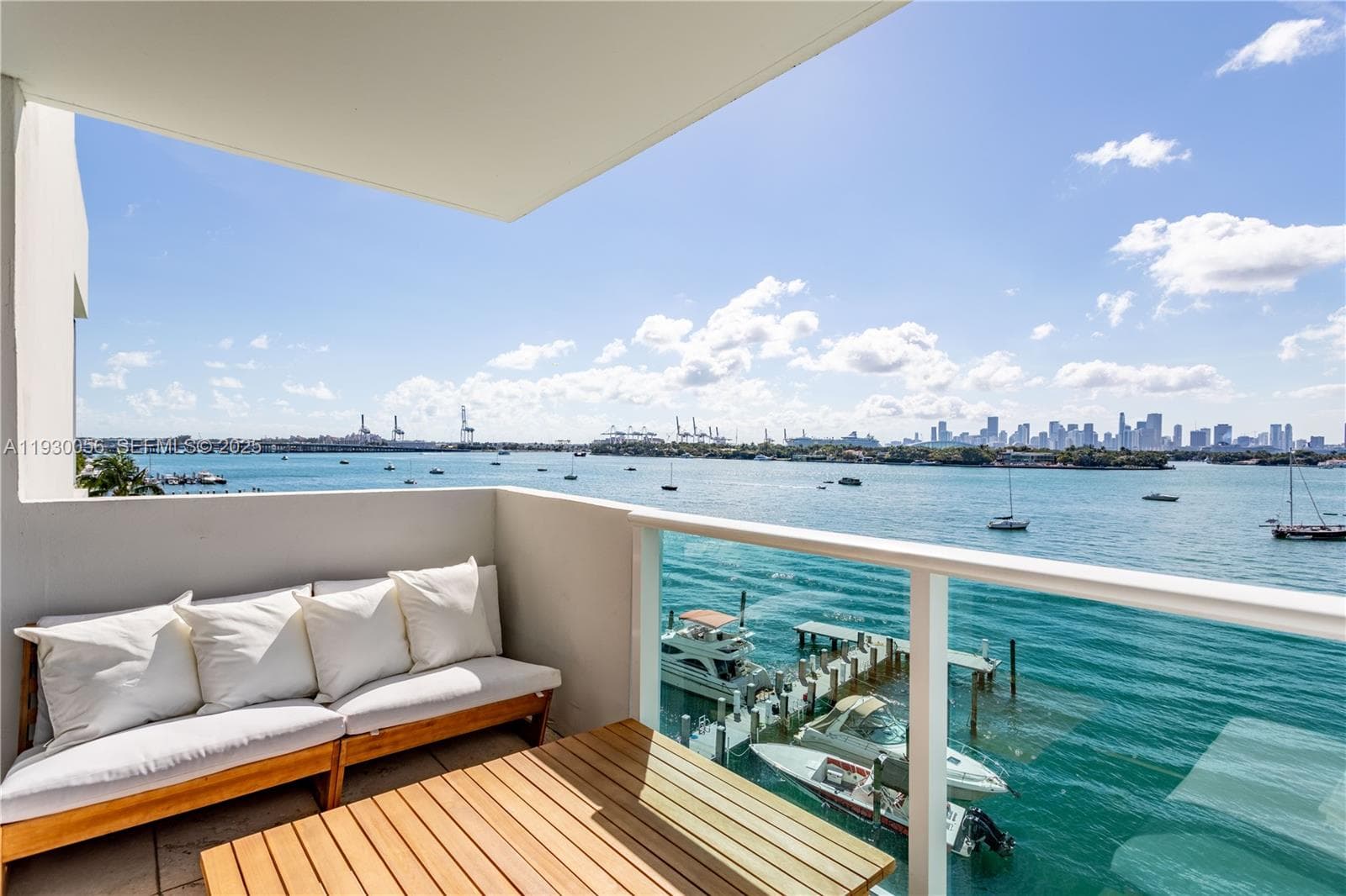 1200 West Ave # 526, Miami Beach FL 33139 — 1
