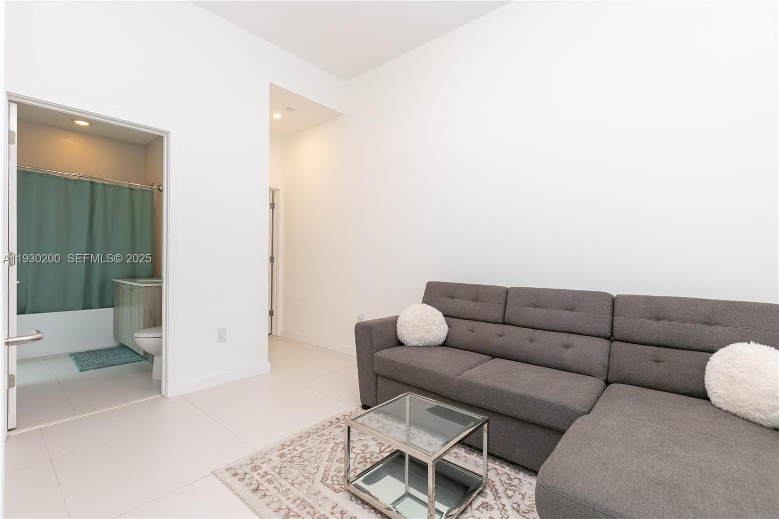 501 NE 31st St # 307, Miami FL 33137 — 12
