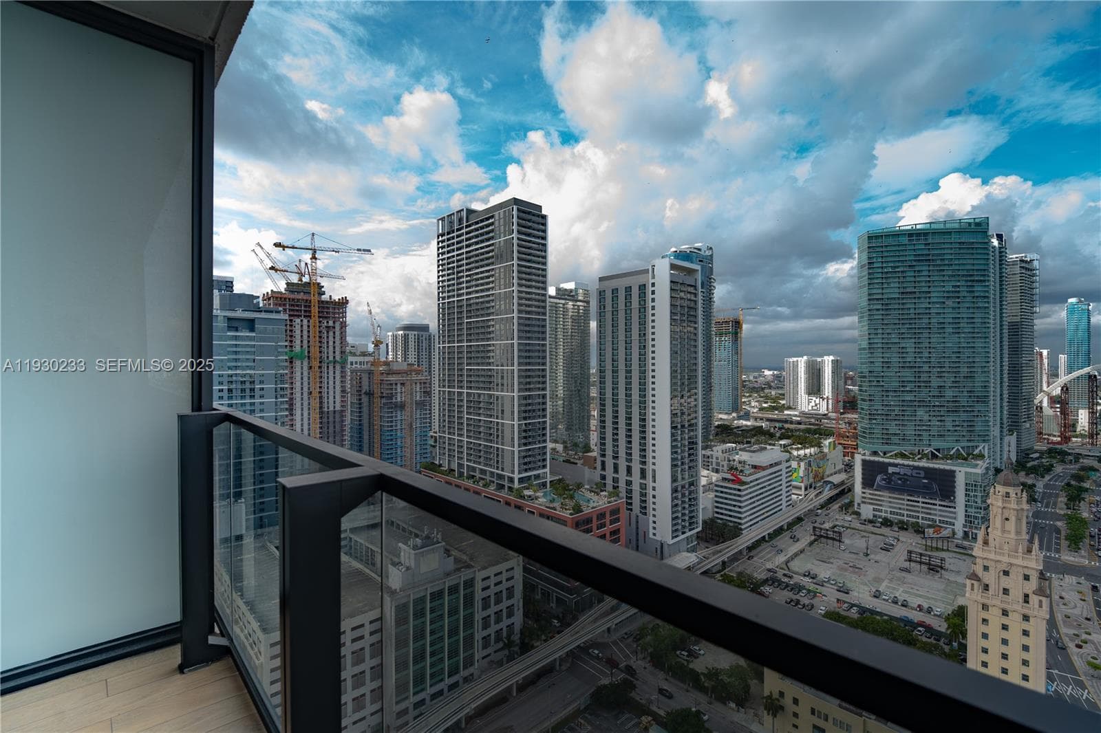 398 NE 5th St # 2602, Miami FL 33132 — 11