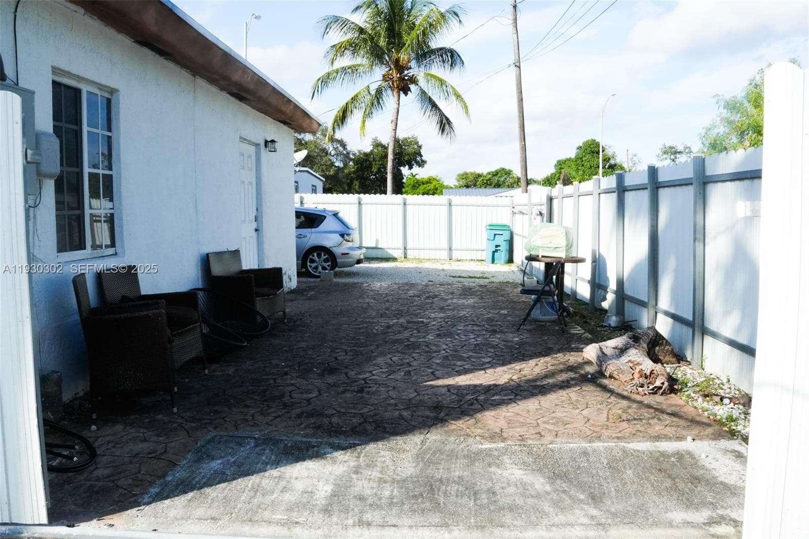 2955 NW 102nd St, Miami FL 33147 — 17