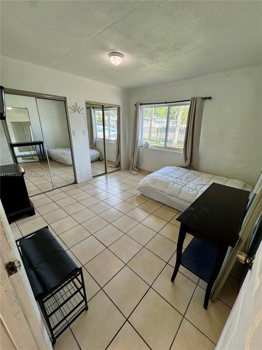 2955 NW 102nd St, Miami FL 33147 — 12
