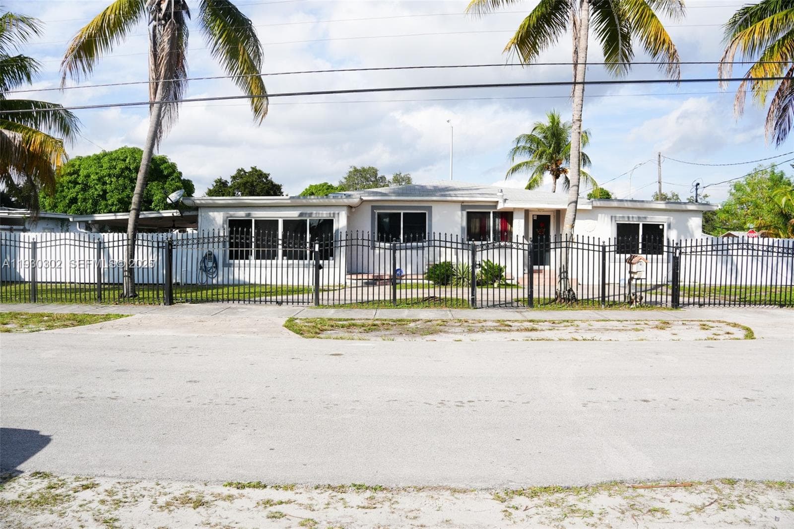 2955 NW 102nd St, Miami FL 33147 — 1