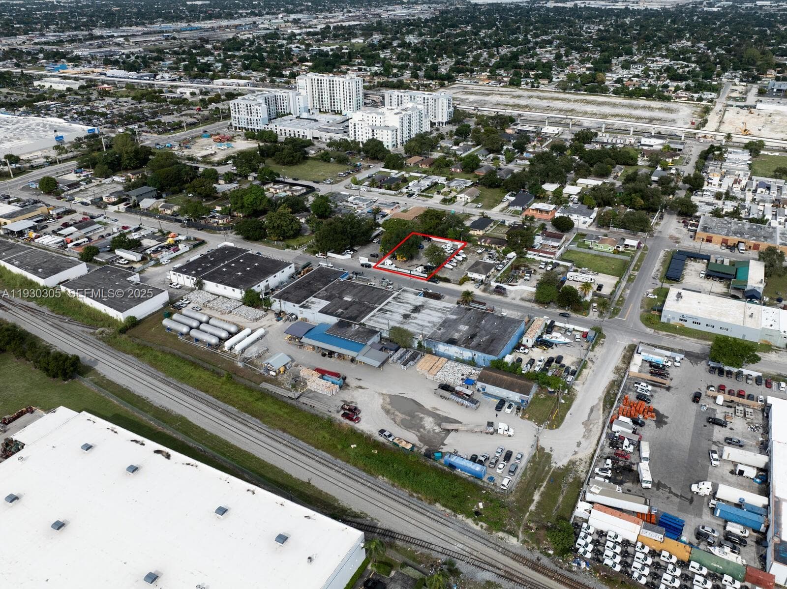 Miami, FL — 10