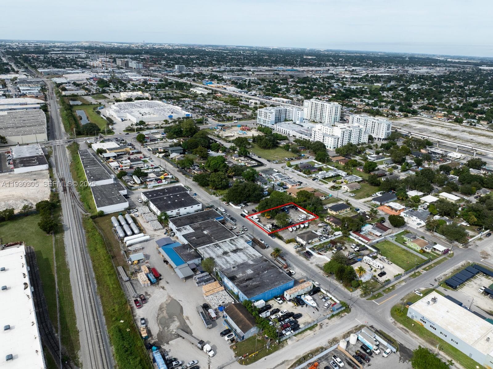 Miami, FL — 11