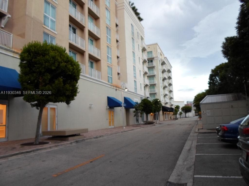 7275 SW 90th Way # 611, Miami FL 33156 — 1