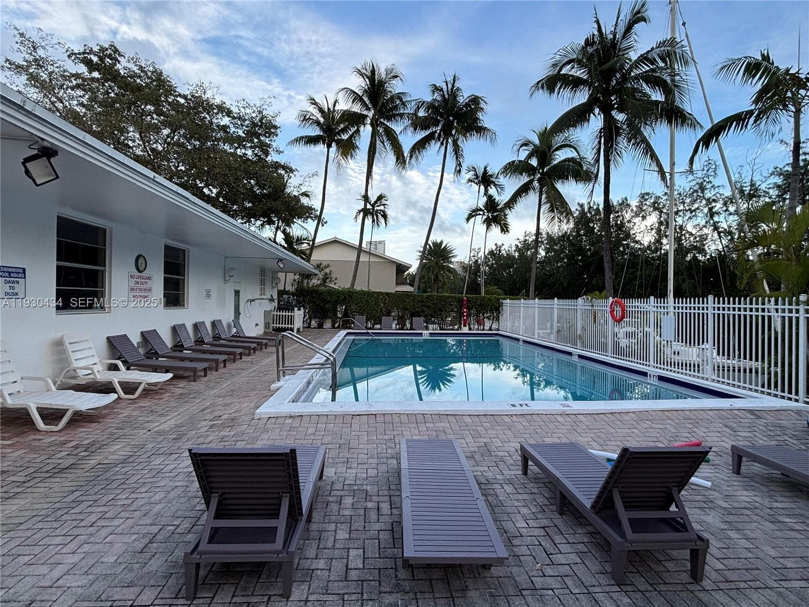 3660 NE 166th St # 506, North Miami Beach FL 33160 — 28