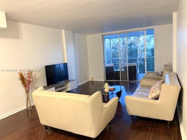 3660 NE 166th St # 506, North Miami Beach FL 33160 — 11