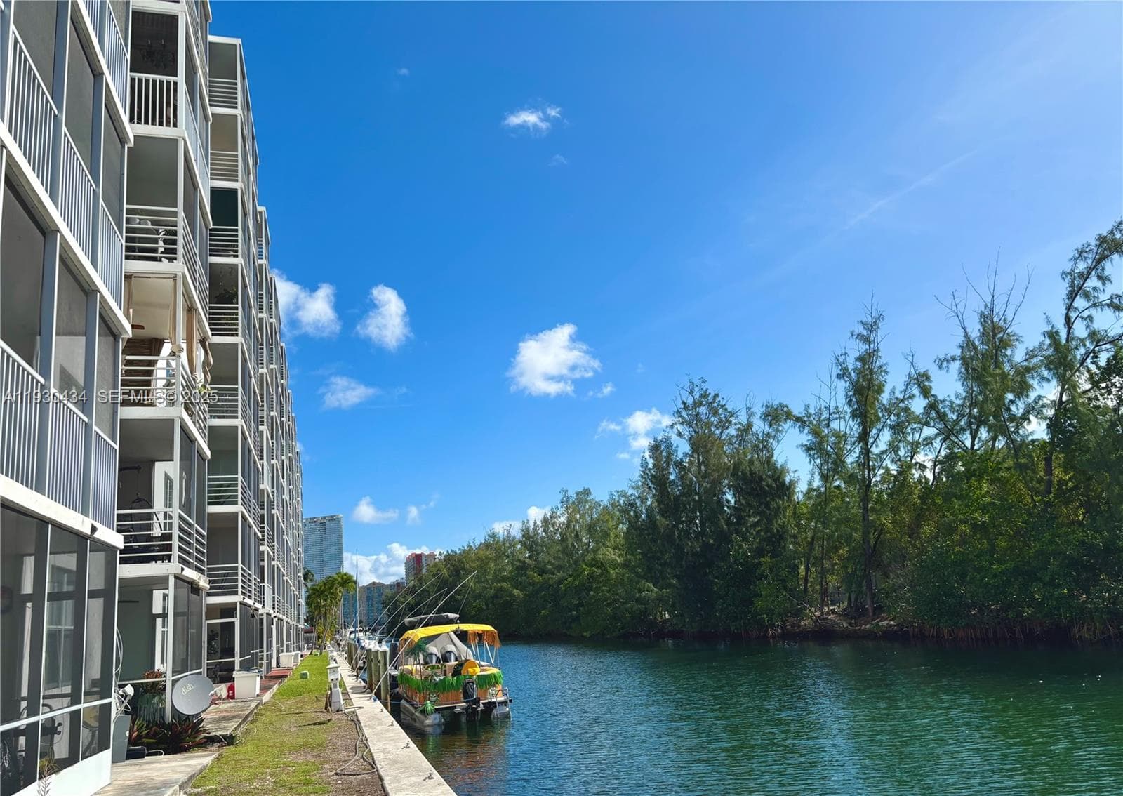 3660 NE 166th St # 506, North Miami Beach FL 33160 — 4