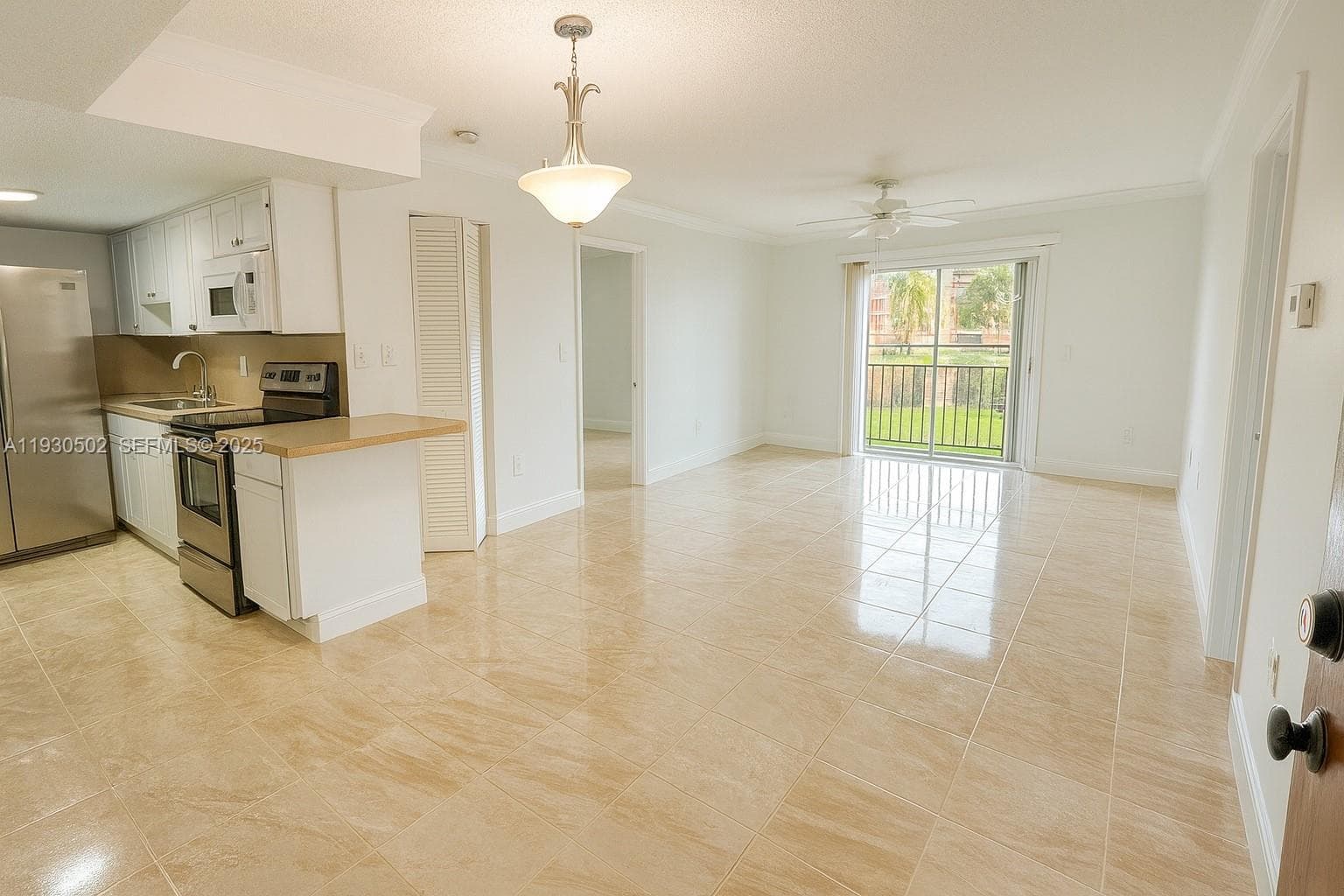 4705 NW 7th St # 7, Miami FL 33126 — 1