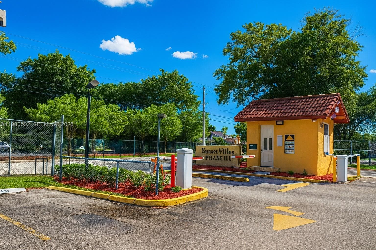 4705 NW 7th St # 7, Miami FL 33126 — 9
