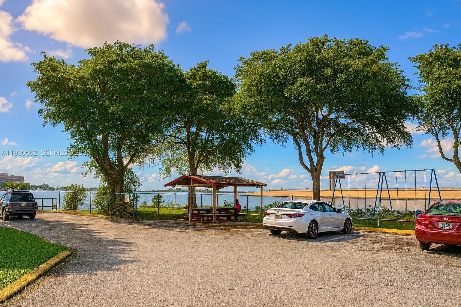 4705 NW 7th St # 7, Miami FL 33126 — 14