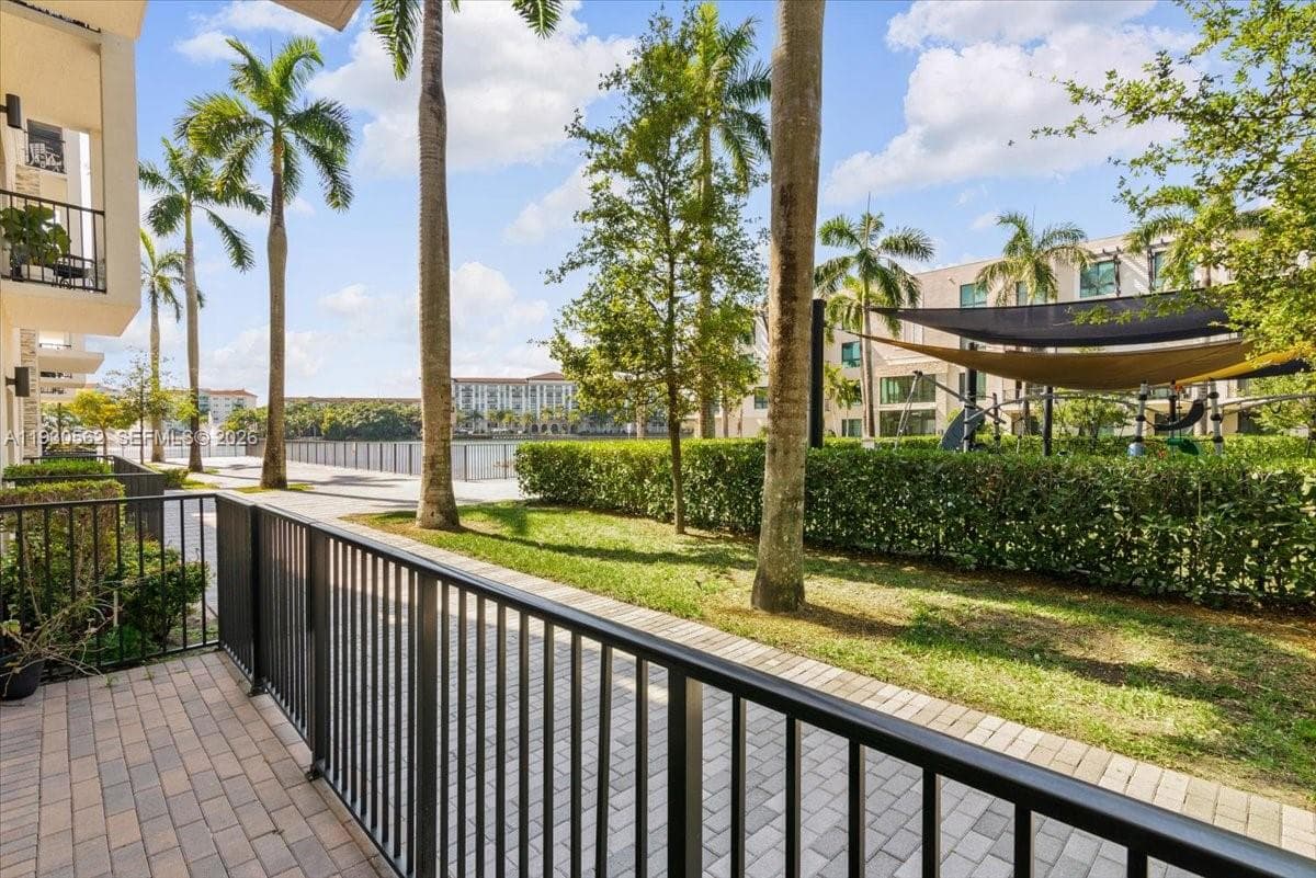 4636 NW 84th Ave # 13, Doral FL 33166 — 22