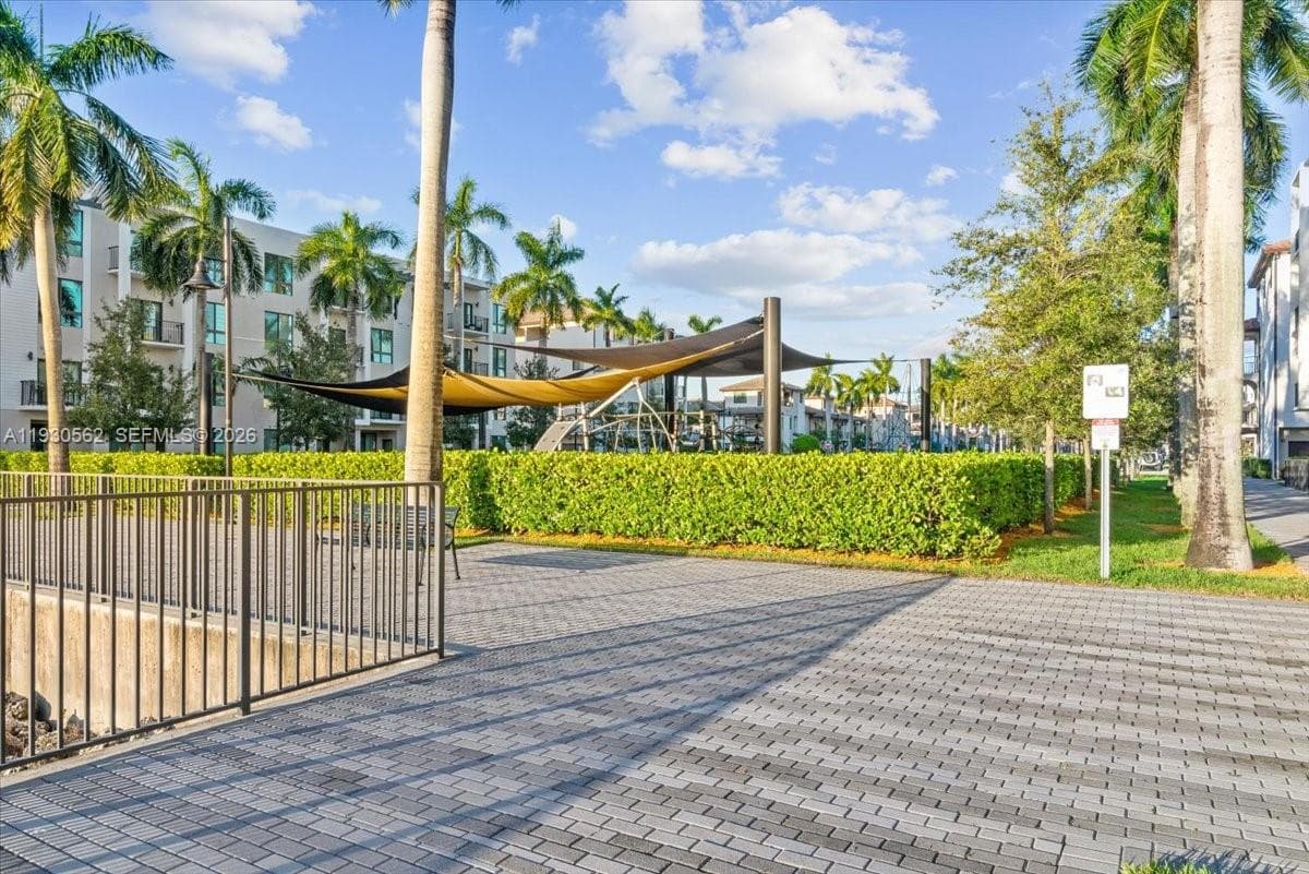 4636 NW 84th Ave # 13, Doral FL 33166 — 34