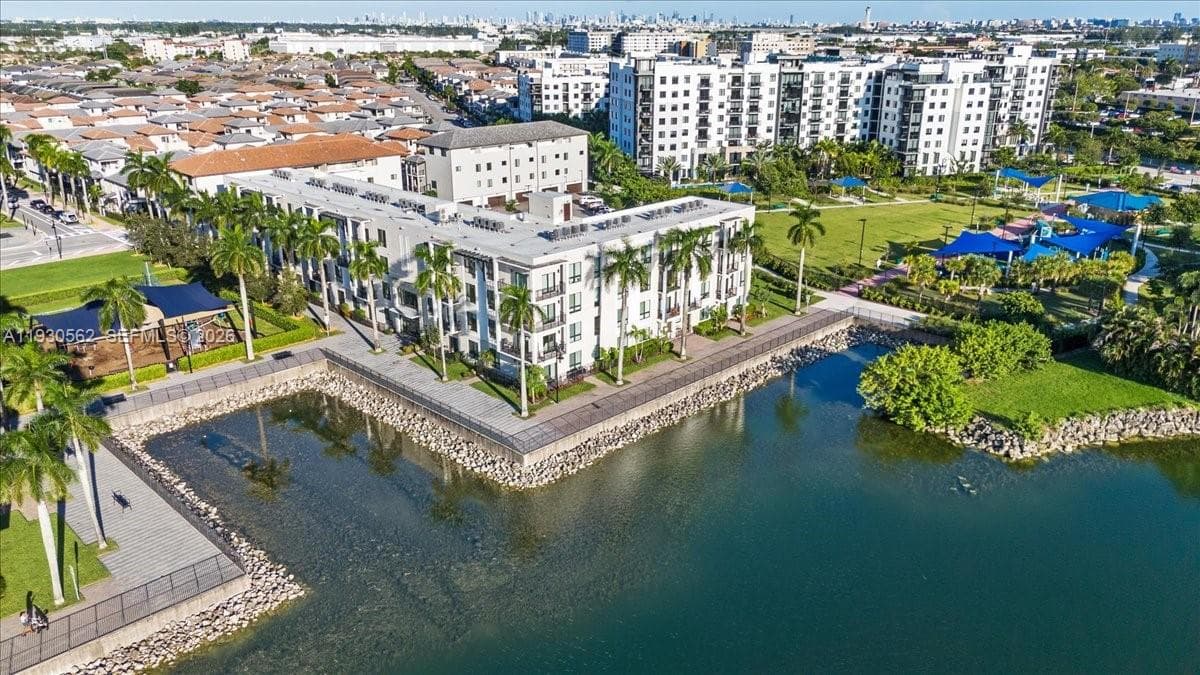 4636 NW 84th Ave # 13, Doral FL 33166 — 58