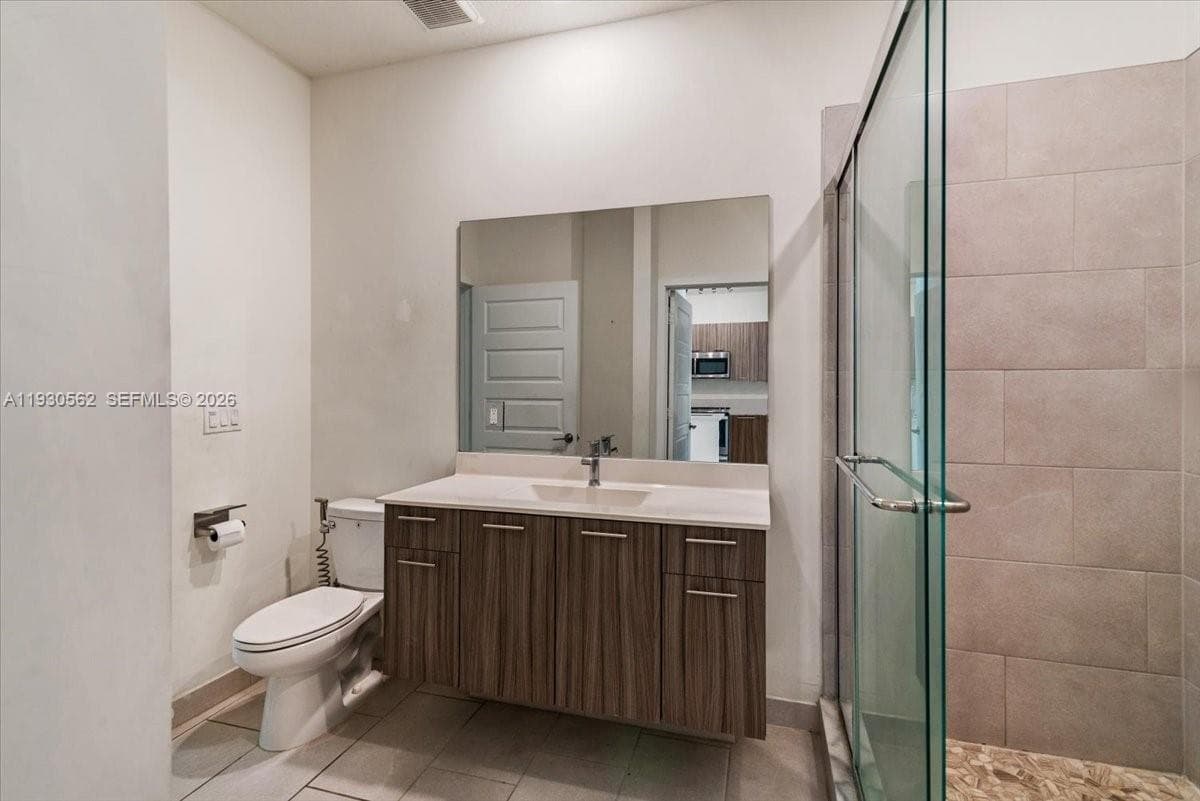 4636 NW 84th Ave # 13, Doral FL 33166 — 15