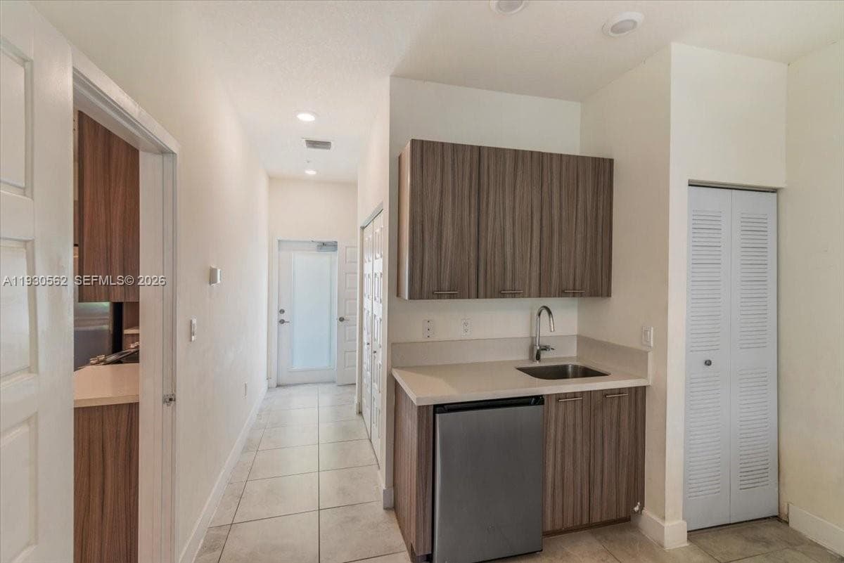 4636 NW 84th Ave # 13, Doral FL 33166 — 19