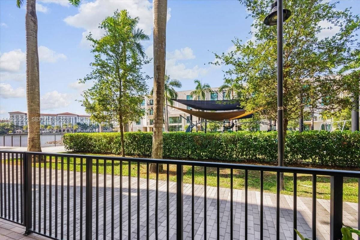 4636 NW 84th Ave # 13, Doral FL 33166 — 21