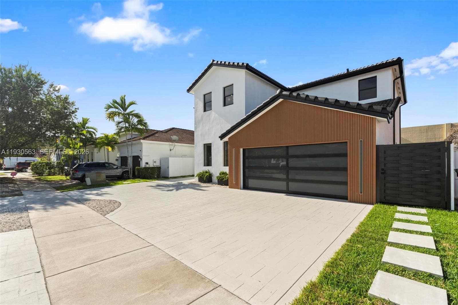 18172 NW 91st Ct, Hialeah FL 33018 — 3